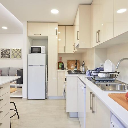 Light Apartment With Amazing Balcony, By Timecooler Lisboa Εξωτερικό φωτογραφία